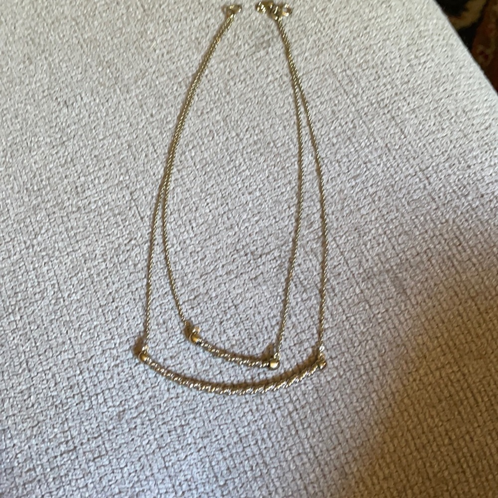 Women’s necklace